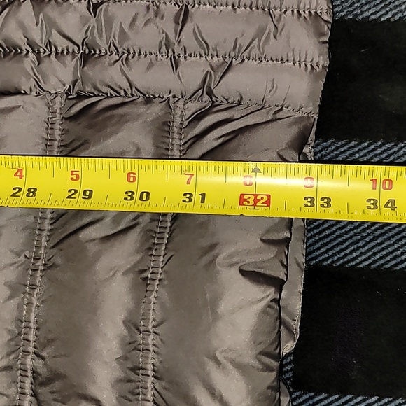 COPY - Michael Kors. Packable Down fill Parka. Like-new/ never worn. Women's s… - Picture 11 of 16